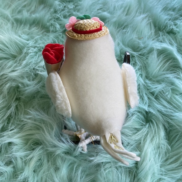 Target Valentines bird 2023 Jet - Picture 3 of 3